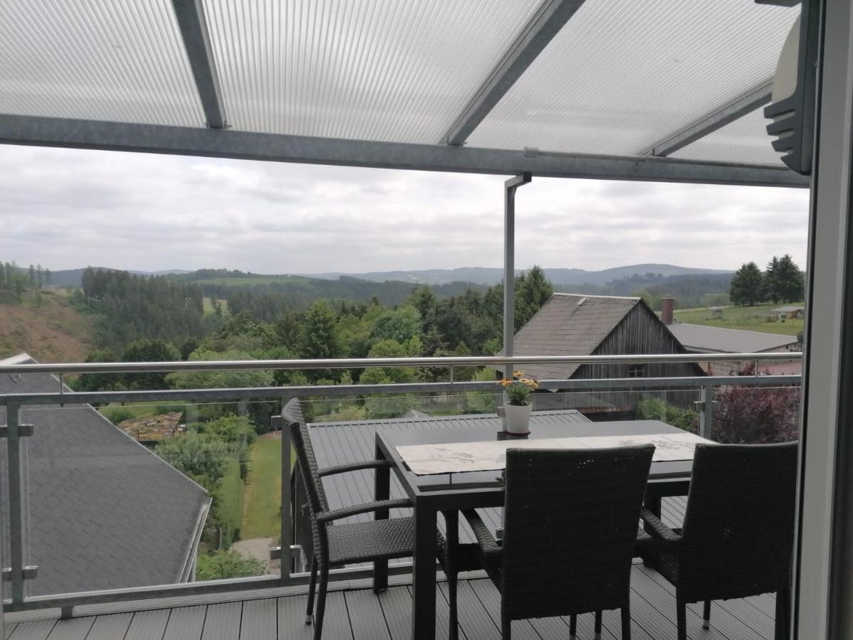 3-Raum Ferienwohnung In Willmersdorf - Thueringer Wald Grossbreitenbach Exterior photo